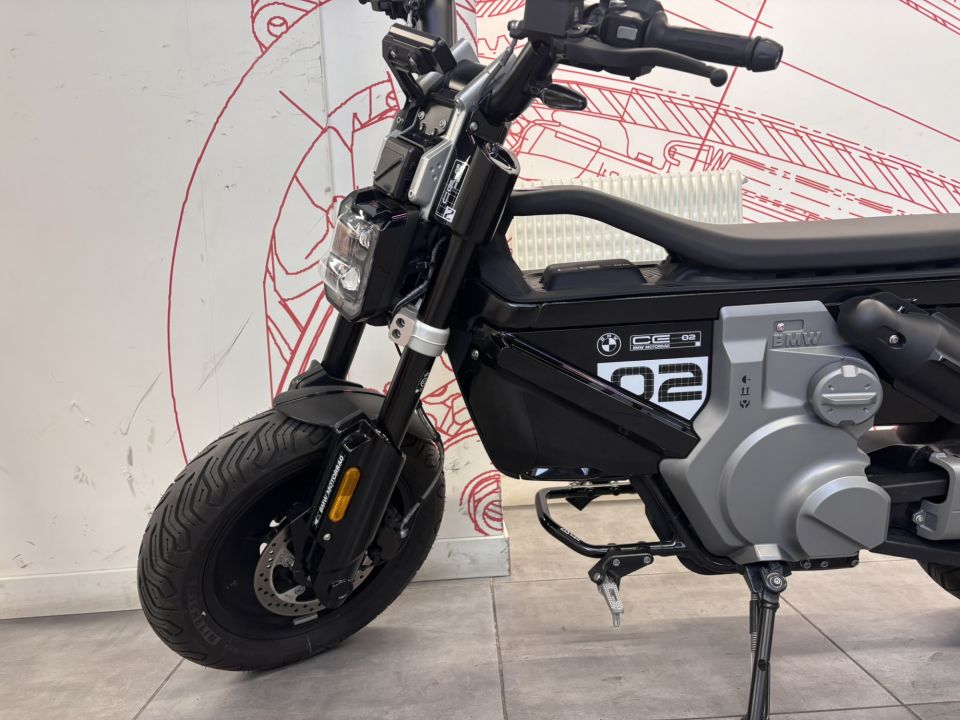 BMW CE 02 4