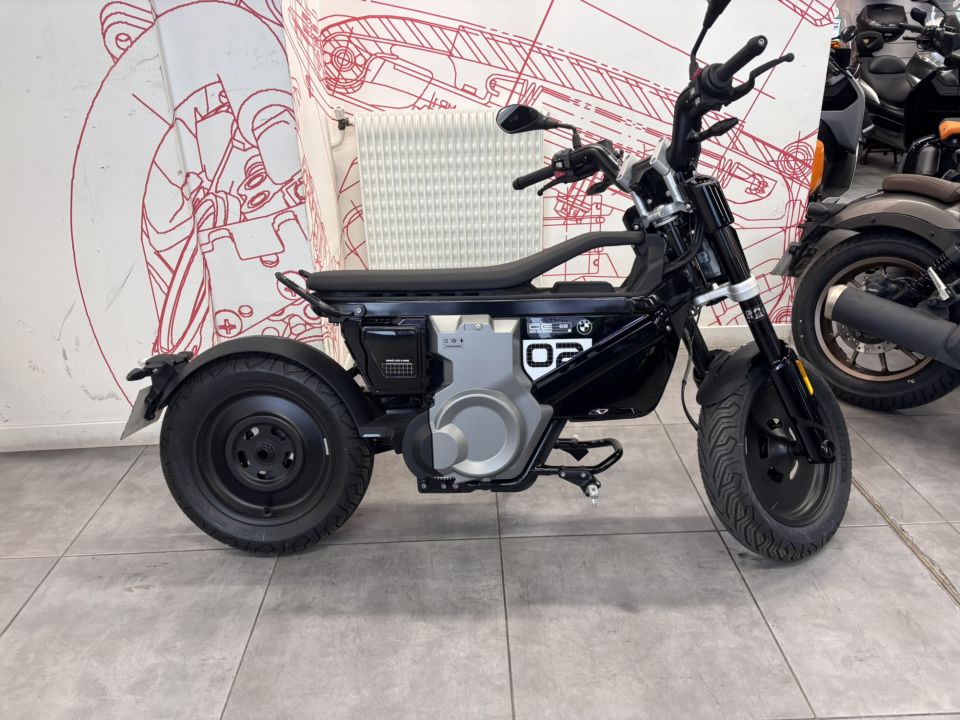 BMW CE 02 4