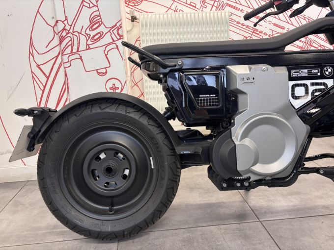 BMW CE 02 4