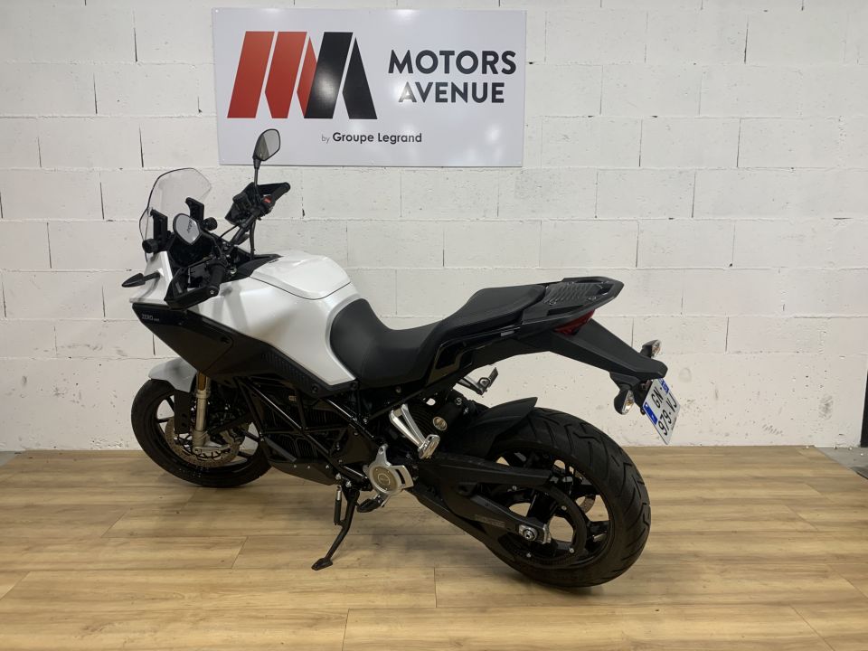 ZERO MOTORCYCLES DSR/X 4