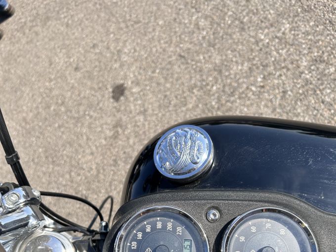 HARLEY-DAVIDSON DYNA LOW RIDER 1690 4