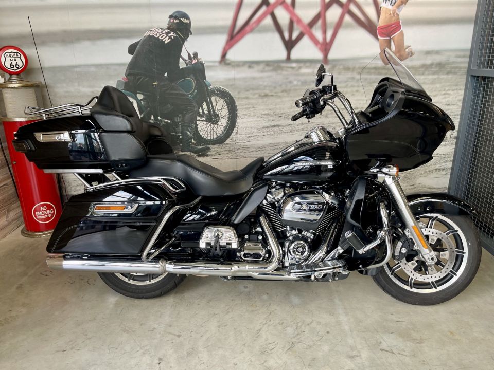 HARLEY-DAVIDSON TOURING ROAD GLIDE 1868 ULTRA 4