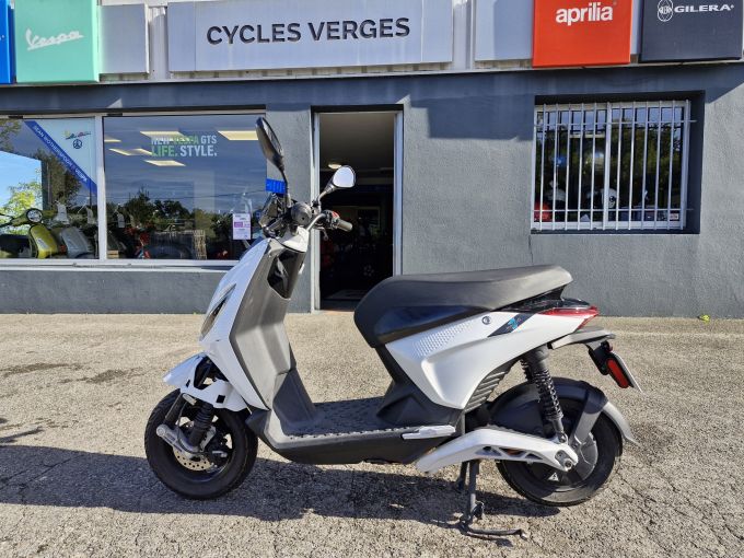 PIAGGIO 1 Electrique 4
