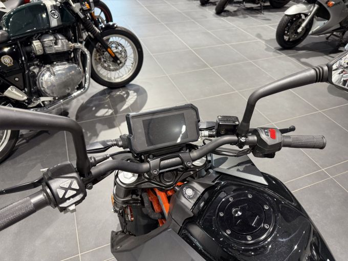 KTM 125 DUKE 4