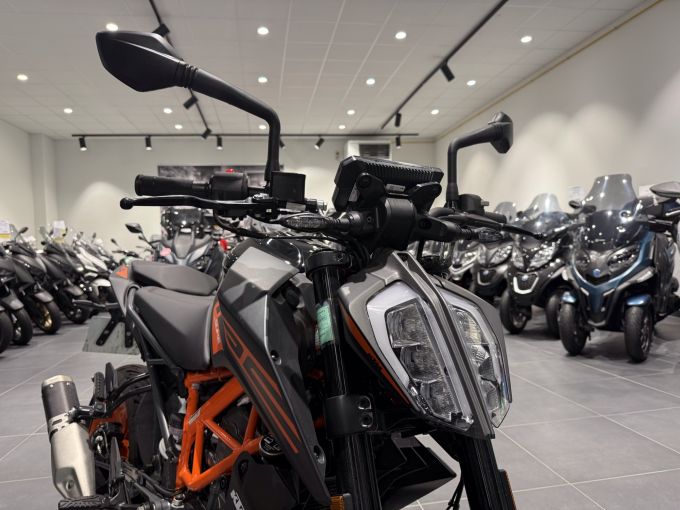 KTM 125 DUKE 4