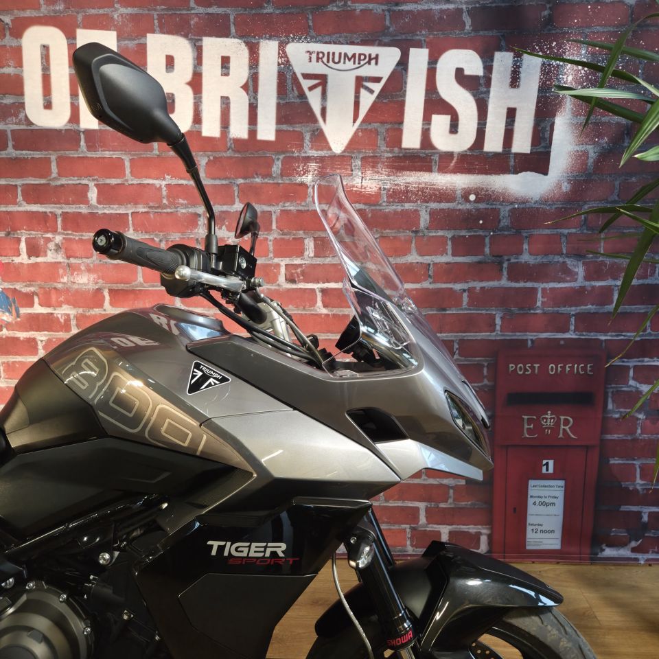 TRIUMPH Tiger Sport 800 4