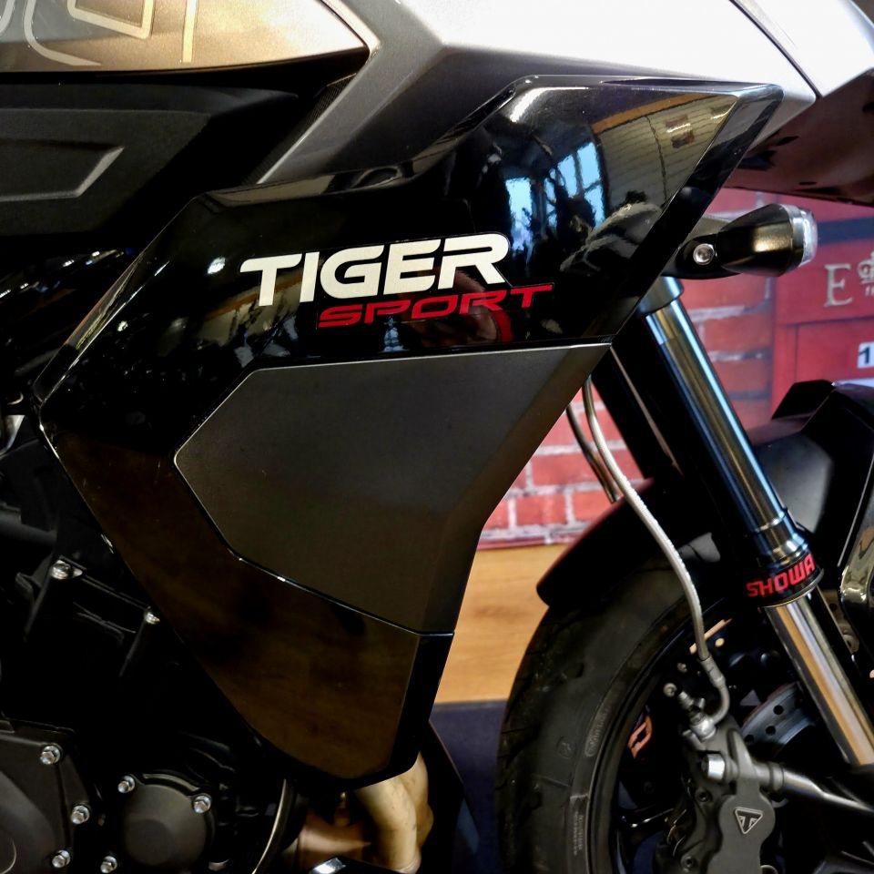 TRIUMPH Tiger Sport 800 4