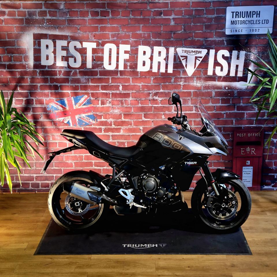 TRIUMPH Tiger Sport 800 4