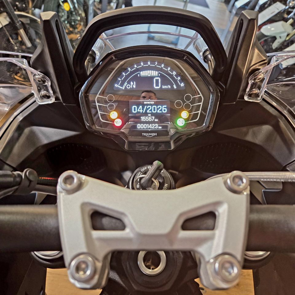 TRIUMPH Tiger Sport 800 4