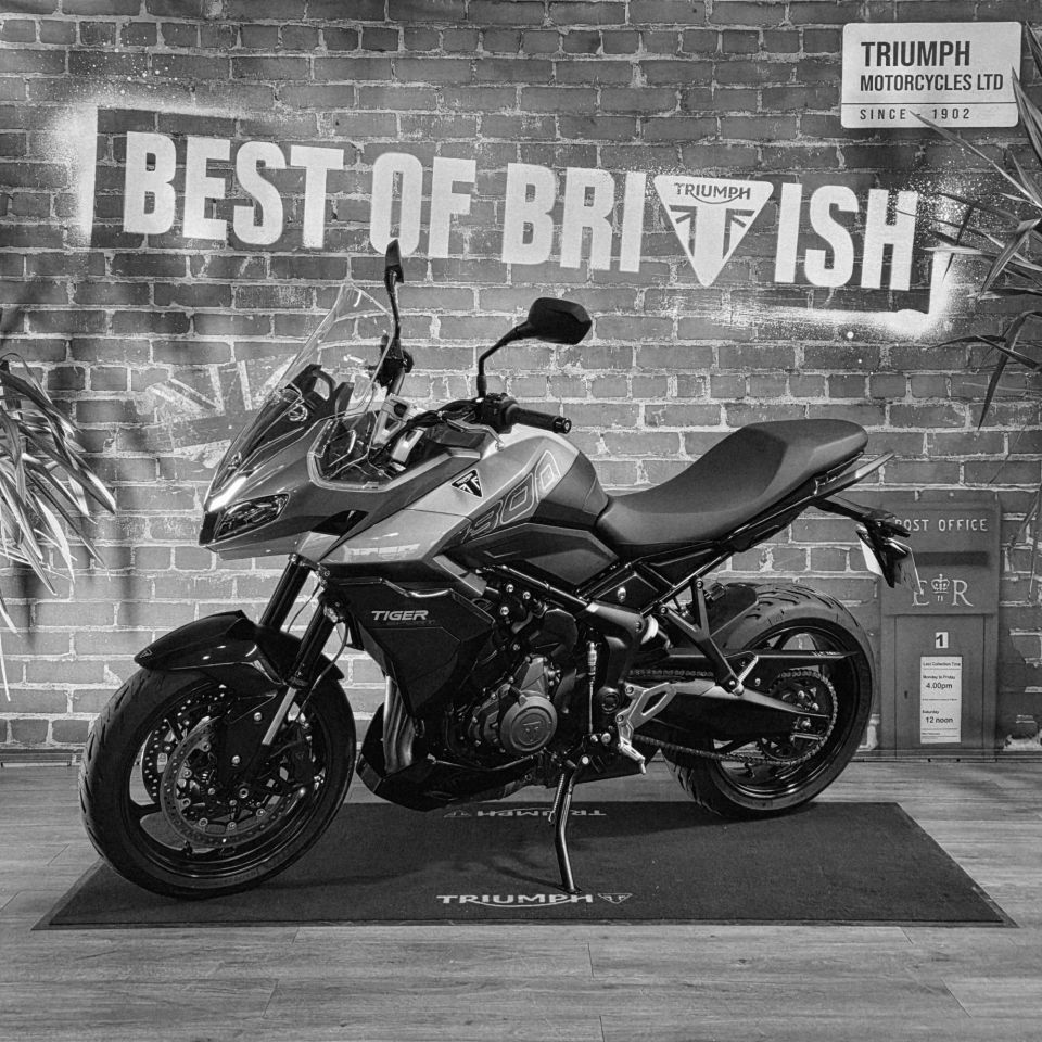 TRIUMPH Tiger Sport 800 4