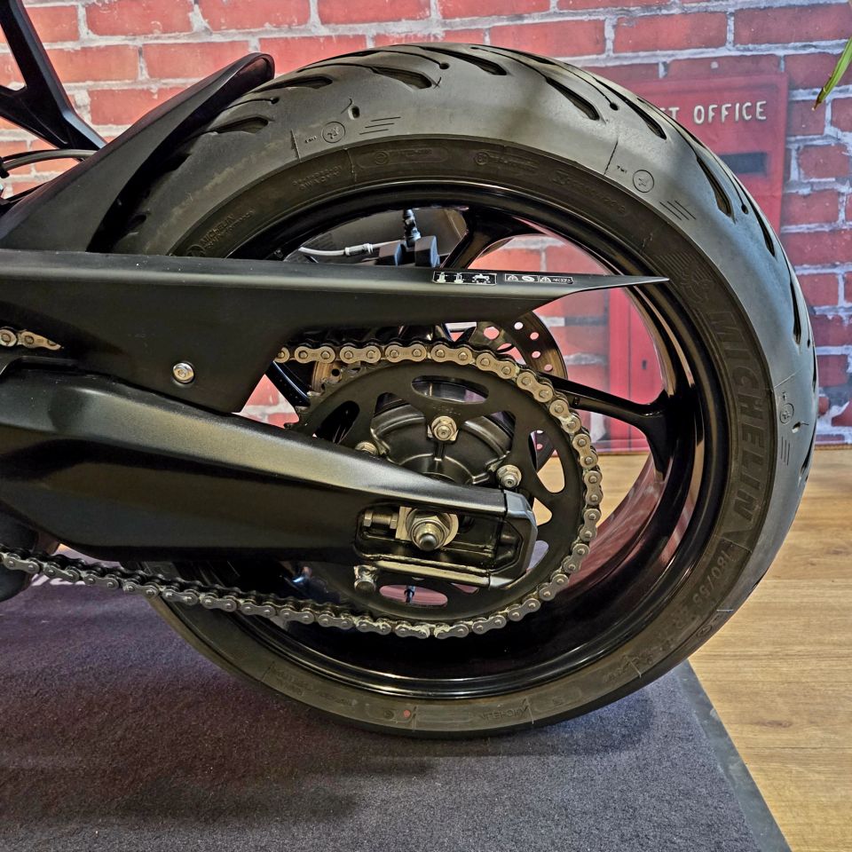 TRIUMPH Tiger Sport 800 4