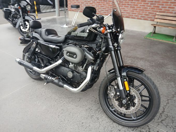 HARLEY-DAVIDSON SPORTSTER ROADSTER 1200 4