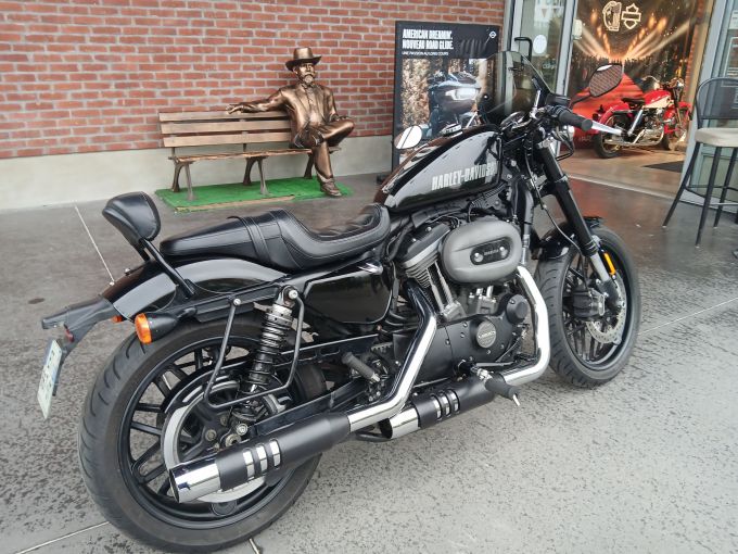 HARLEY-DAVIDSON SPORTSTER ROADSTER 1200 4
