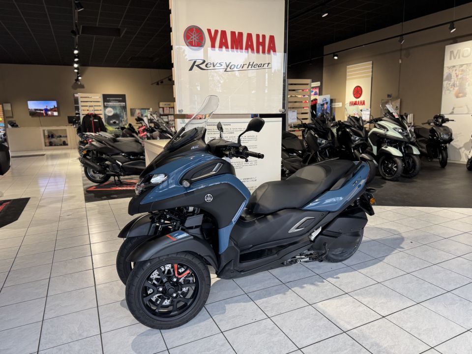 YAMAHA TRICITY 300 4