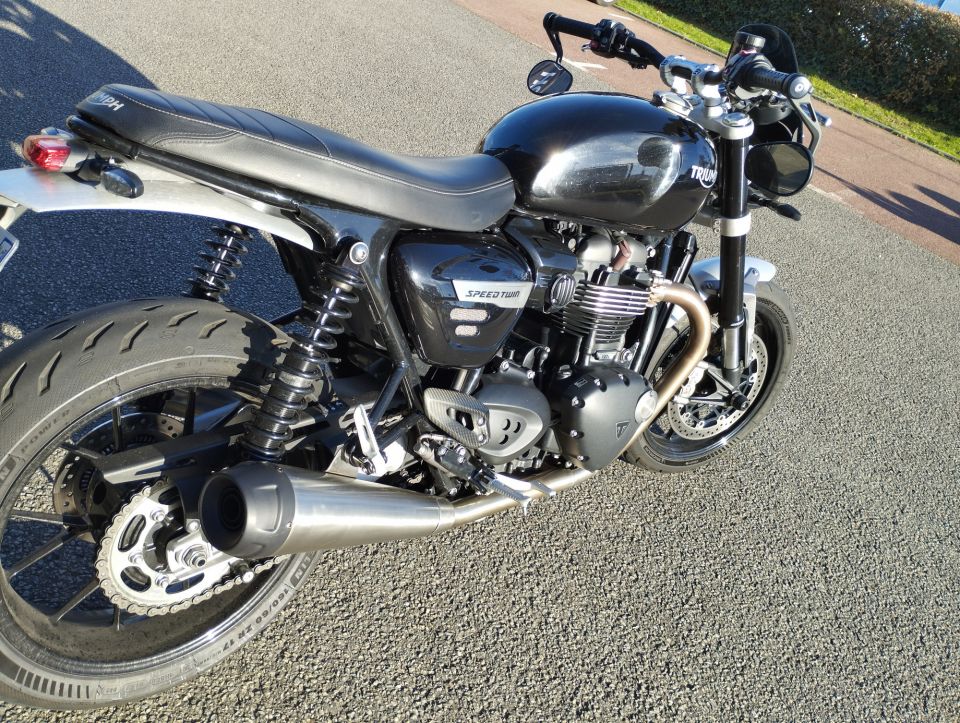 TRIUMPH SPEED TWIN 1200 4