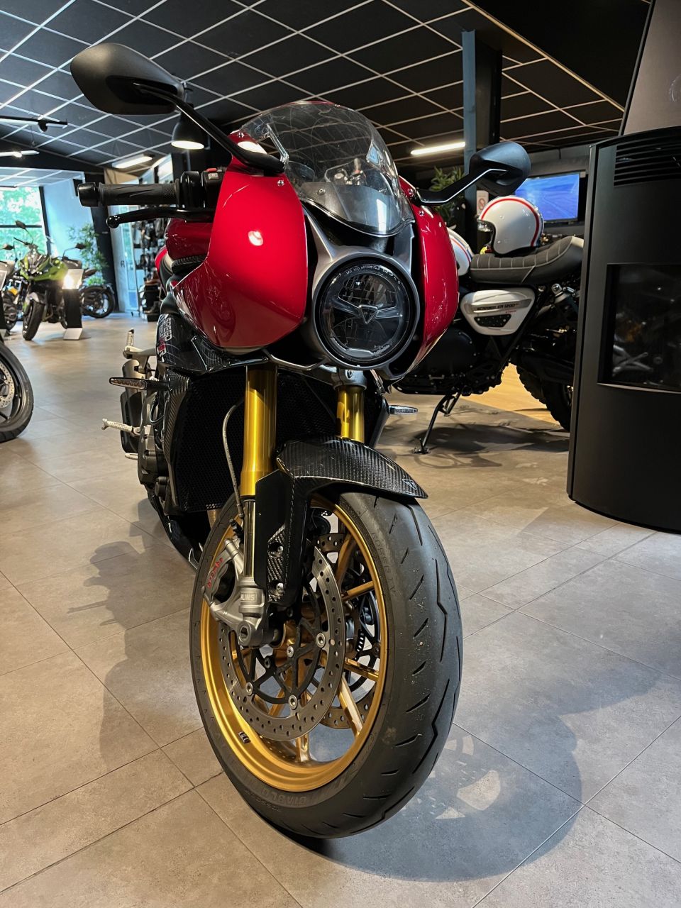 TRIUMPH SPEED TRIPLE 1200 RR 4