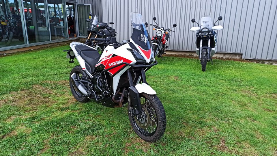 MOTO MORINI X-cape 650 4