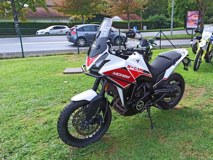 MOTO MORINI X-cape 650 4