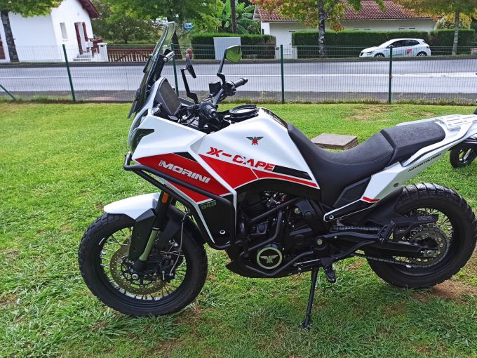MOTO MORINI X-cape 650 4