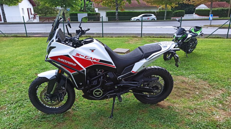 MOTO MORINI X-cape 650 4