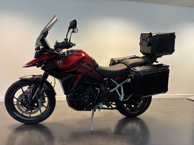 TRIUMPH Tiger 900 GT PRO 4