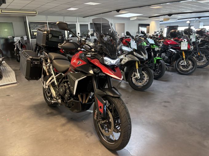 TRIUMPH Tiger 900 GT PRO 4