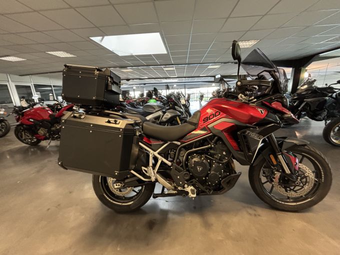 TRIUMPH Tiger 900 GT PRO 4