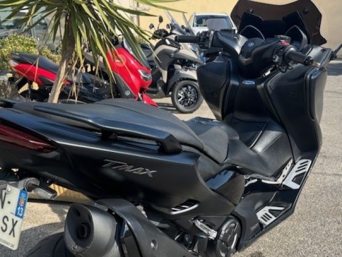 YAMAHA XP T-MAX 560 4