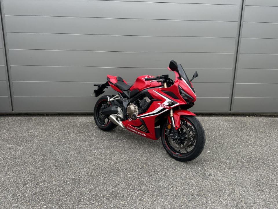 HONDA CBR 650  R 4