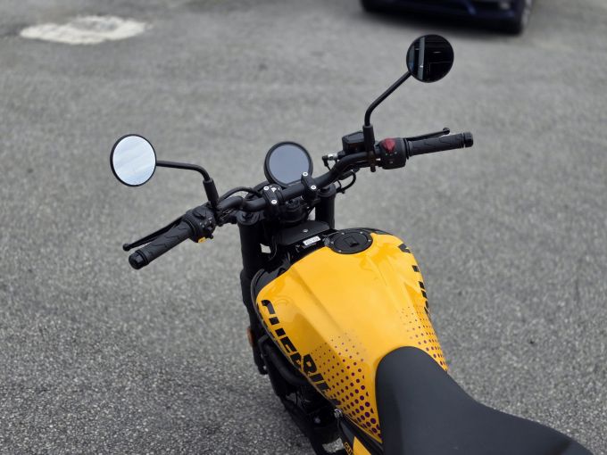 ROYAL ENFIELD 450 GUERILLA 4