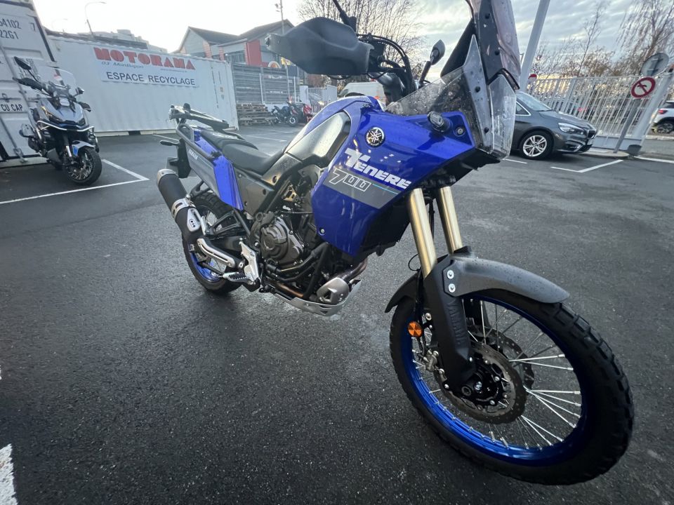 YAMAHA XTZ TENERE 700 4