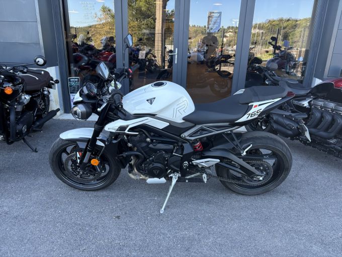 TRIUMPH STREET TRIPLE 765 R A2 4