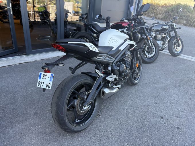 TRIUMPH STREET TRIPLE 765 R A2 4