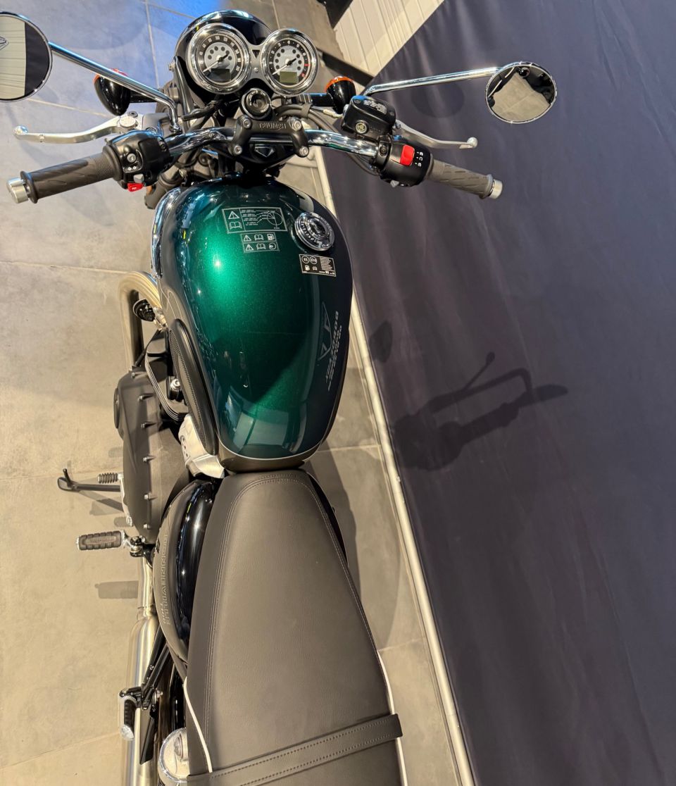 TRIUMPH Bonneville T100 4