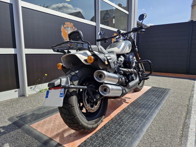 HARLEY-DAVIDSON SOFTAIL FAT BOB 1745 4