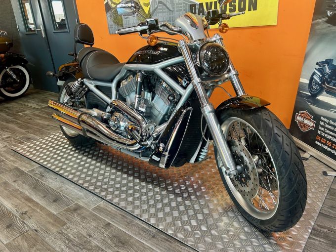 HARLEY-DAVIDSON V-ROD 1250 4