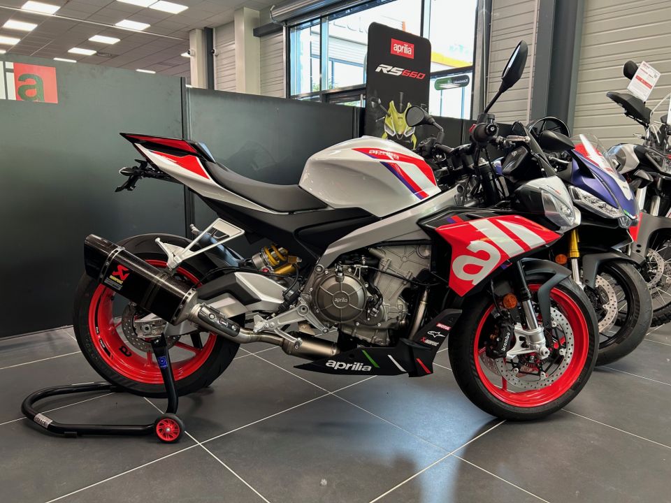 APRILIA TUONO 660 FACTORY 4