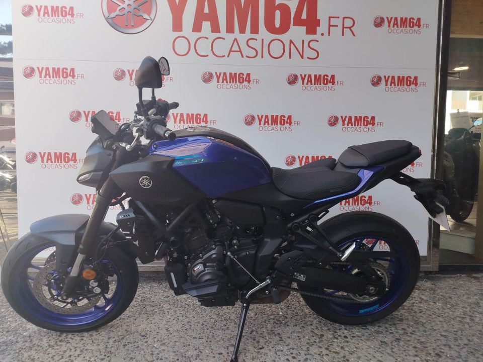 YAMAHA MT-07 (47.5CV) 4