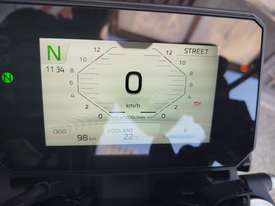 YAMAHA MT-07 (47.5CV) 4