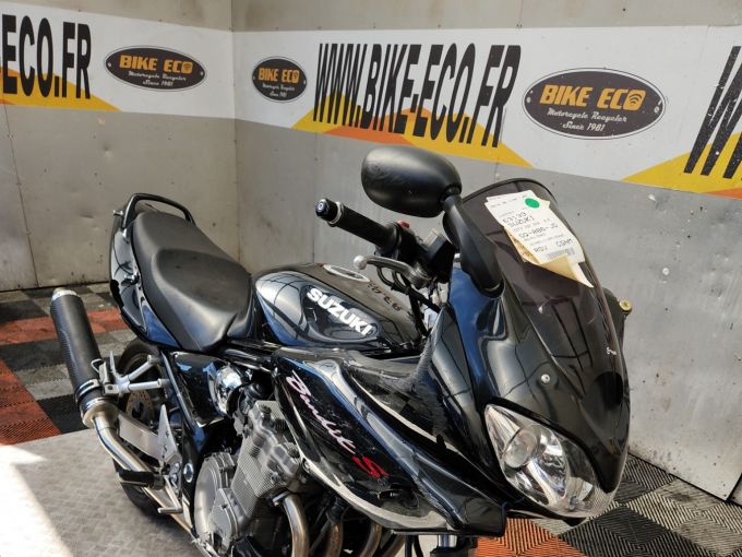 SUZUKI GSF 650 BANDIT 4