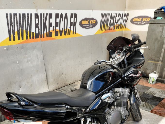 SUZUKI GSF 650 BANDIT 4