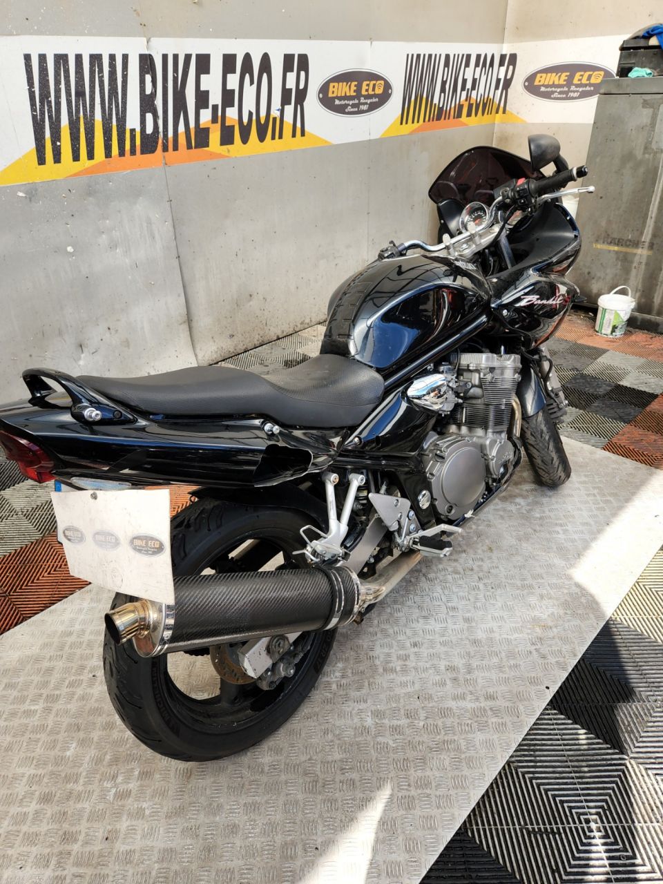 SUZUKI GSF 650 BANDIT 4