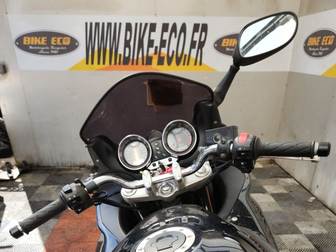 SUZUKI GSF 650 BANDIT 4