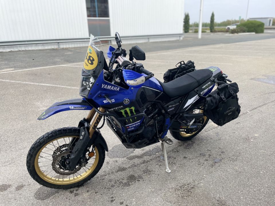 YAMAHA XTZ TENERE 700 4