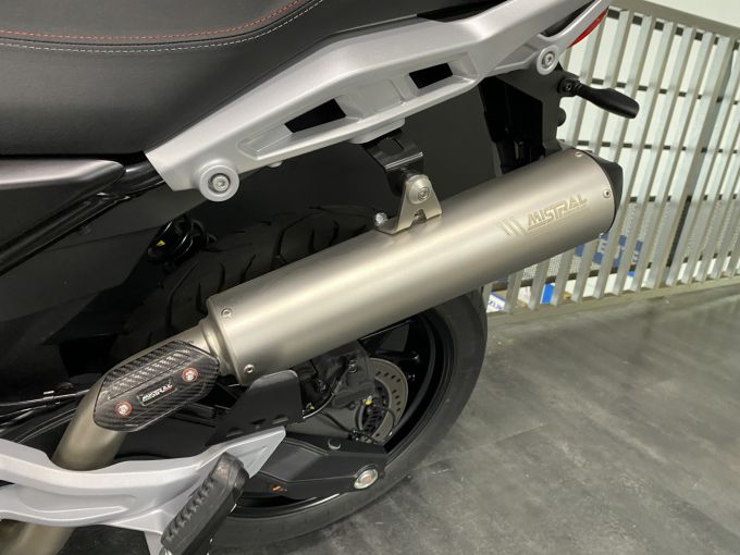 MOTO GUZZI V85 TT 850 4