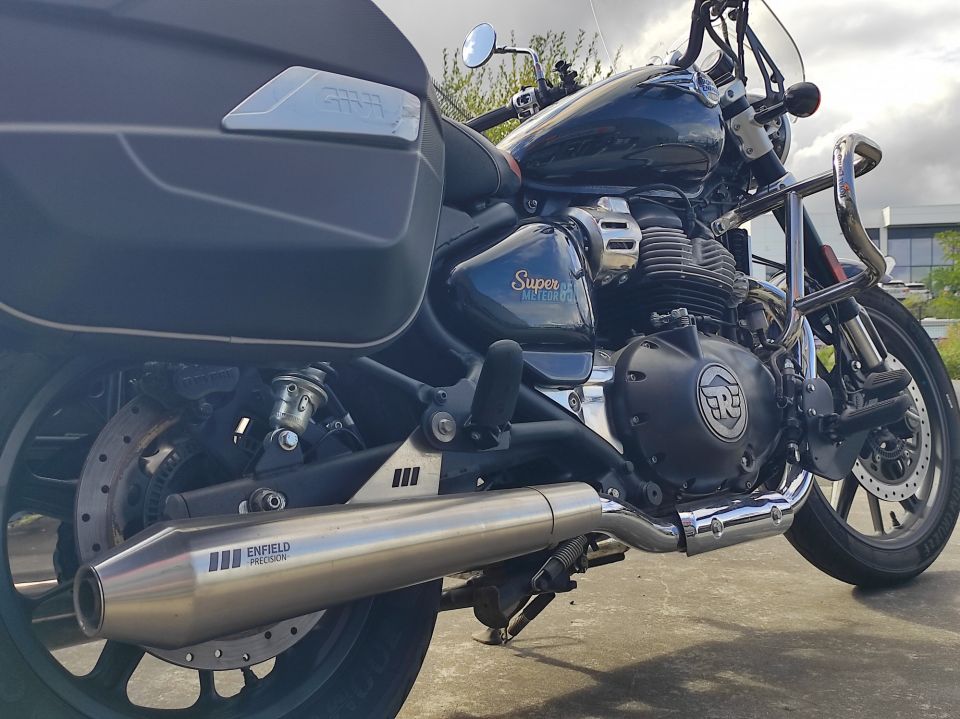 ROYAL ENFIELD SUPER METEOR 650 4