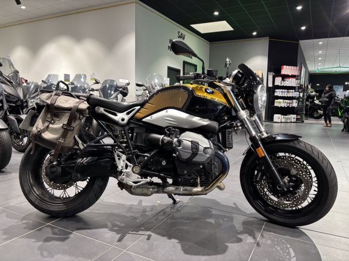 BMW R NineT PURE 4