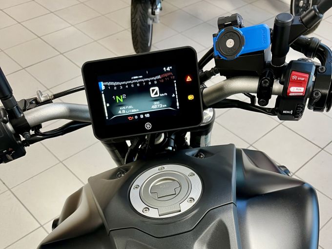 YAMAHA MT-07 (47.5CV) 4