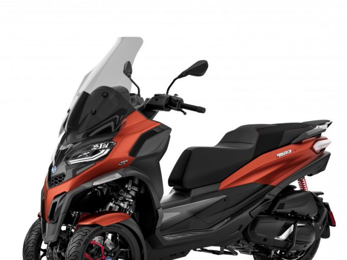 PIAGGIO MP3 400 HPE SPORT ABS ASR 4