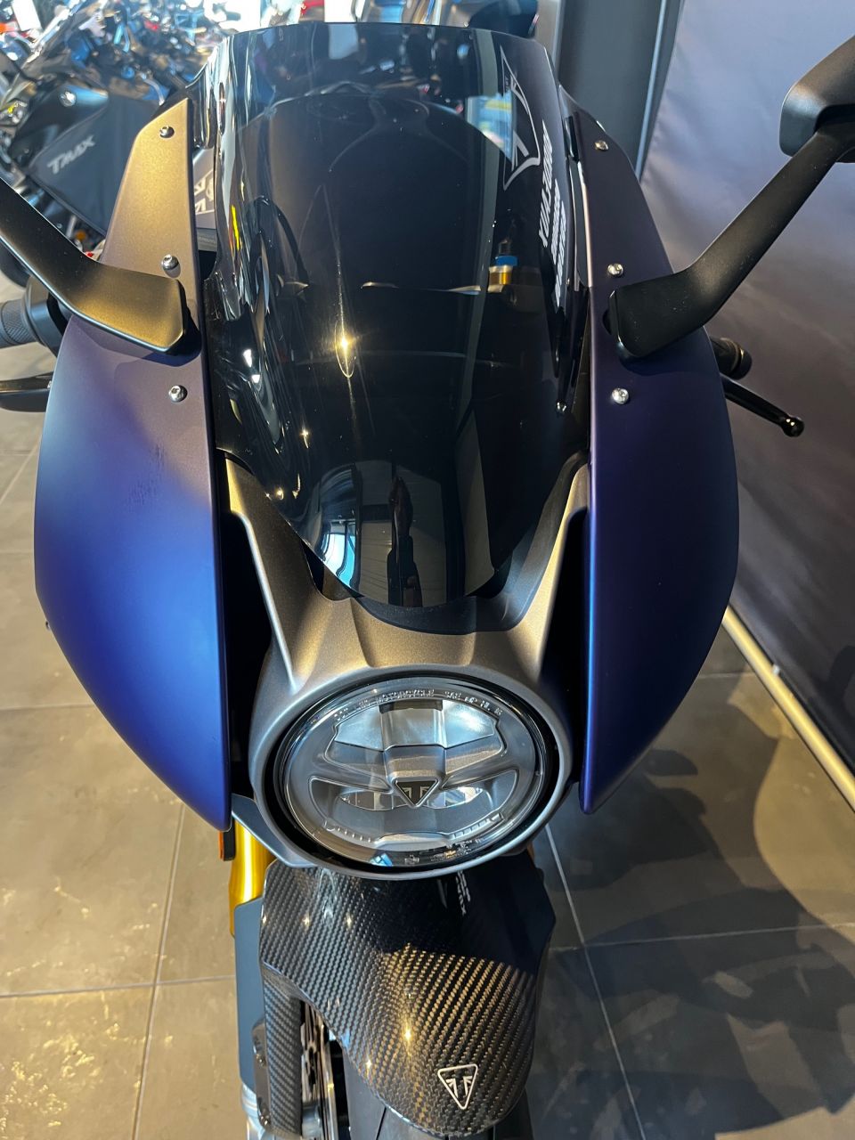 TRIUMPH SPEED TRIPLE 1200 RR 4